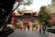 一、昆明圆通寺求签费用的构成