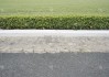 好，用户让我写一篇关于路边遇到莽蛇的预兆和解梦的文章，首先我需要确定文章的标题。标题要简洁明了，能够吸引读者，所以路边 encounter 难忘蛇预兆，解梦与象征意义听起来不错