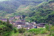 好，用户让我写一篇关于福建三平寺求签的文章，标题已经给出是福建三平寺求签，与命运的交。接下来，我需要详细展开内容，确保不少于814个字