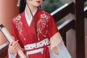 古装女子庙里求签，命运的转折与心灵的觉醒