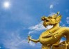 好，用户想要一篇关于属龙人梦到周公解梦的文章，标题和内容都需要写出来。首先，我得确定标题，可能需要结合属龙和周公，比如属龙人梦到周公解梦的象征意析。这样既点明了主题，又有一定的吸引力
