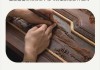 好，用户让我写一篇关于室内东墙挂什么画的文章。首先，我需要确定文章的标题，得吸引人又相关。，内容部分要详细，不少于951个字，涵盖各种画作类型和选择建议
