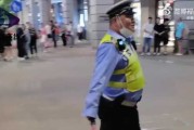 警察给司机算命，揭秘交警工作中的趣味一幕