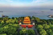 岳圣安寺，求签与文化的传承