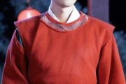 好，用户让我写一篇关于五鼠闹解签怎么解的文章，首先得确定标题。标题要吸引人，可能用解密‘五鼠闹’解签智慧与传统文化的融合这样的标题，既点明了主题，又有文化深度