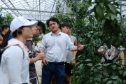 好,用户让我写一篇关于黄岩开放求签寺庙的文章,首先得确定标题。标题要简洁又能吸引人,我想到黄岩古寺庙与现代文明的对话这个标题,既点出了寺庙的历史,又暗示了现代元素的融入 好,用户让我写一篇关于黄岩开放求签寺庙的文章,首先得确定标题。标题要简洁又能吸引人,我想到黄岩古寺庙与现代文明的对话这个标题,既点出了寺庙的历史,又暗示了现代元素的融入