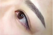 纹眉最佳吉时，避开这些误区，让纹眉效果更持久