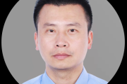 杨依亮八字测算，解析天命与机遇