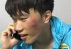 解的脸被划伤出血，解读内心与外表的双重伤痕