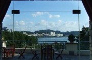 好，用户让我写一篇关于门外做洗水槽讲究什么的文章，先写标题，再写内容，内容不少于960字。首先，我需要理解用户的需求。他们可能对感兴趣，或者在装修时遇到了相关问题，想了解门外洗水槽的讲究