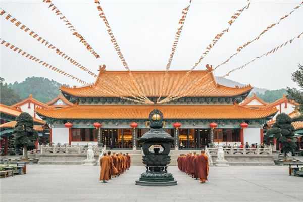 寻找生命真谛，解析寺庙算命的深层含义,算命,象征,自我对话,第1张