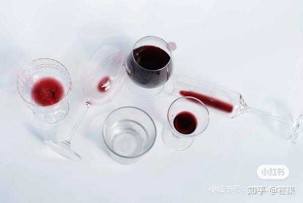 十二星座在酒吧喝什么酒，星座与酒的搭配,十二星座,挑战,第1张