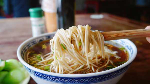 面食中的讲究，解读传统与现代的结合,传统与现代,第1张