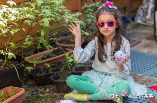 第三胎宝宝姓名取名技巧，传统与现代的结合,象征,事业,文化传承,第1张