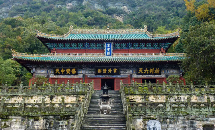 道观求签，灵验之法与心灵之 bridge,引导,第1张