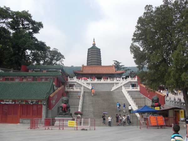八大处求签灵，求签文化的深层意义与现代启示,象征,命运,挑战,第1张