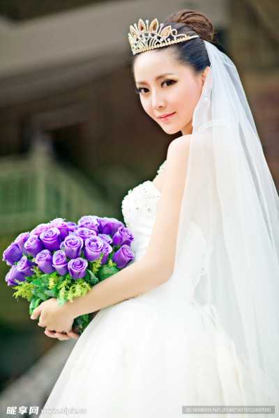 新娘堵门误了吉时，一场关于传统与现代的对话,象征,吉时,传统与现代,第1张