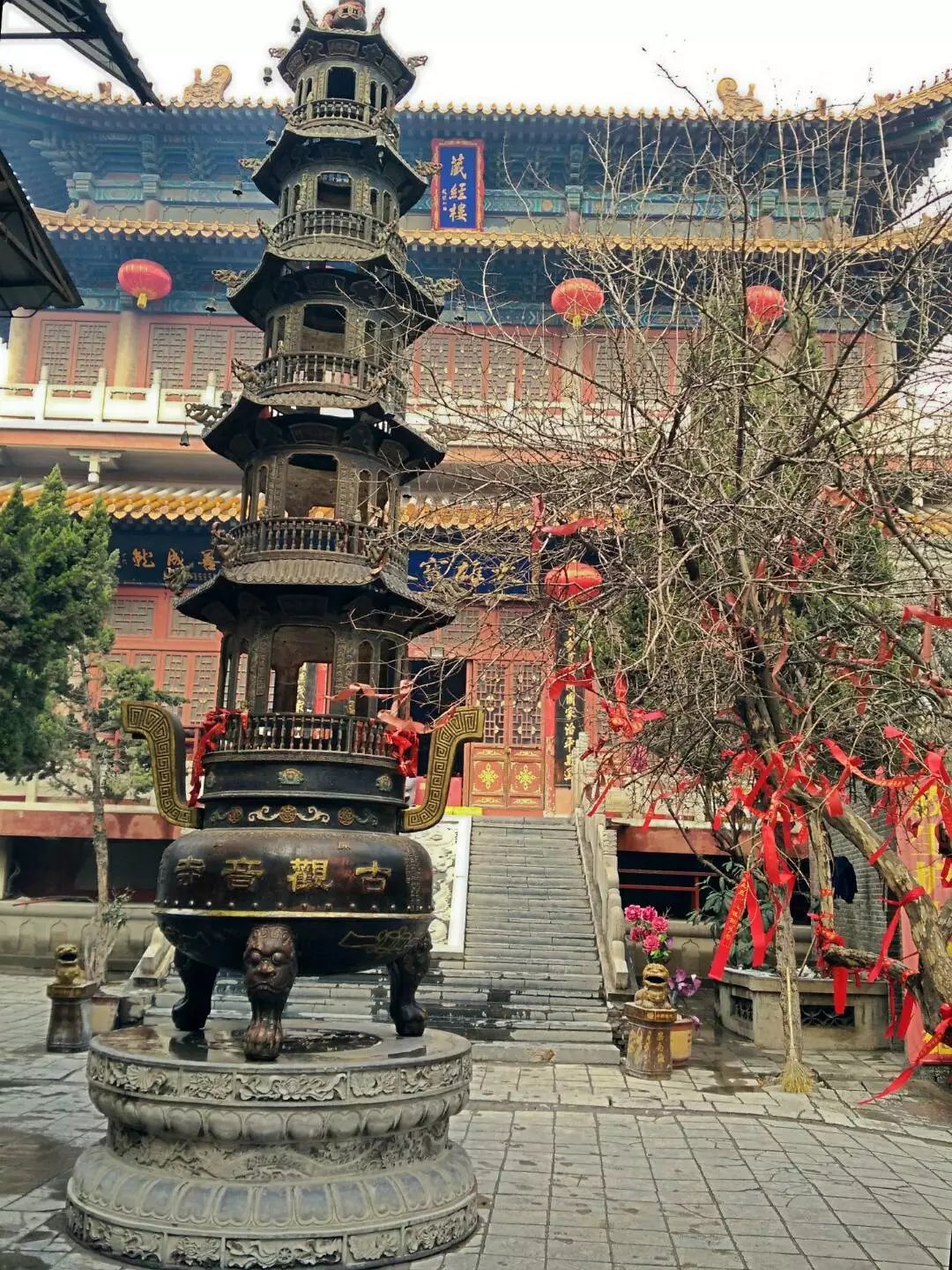 古观音寺，香火旺盛背后的历史与文化,求签,寺庙,地理位置,第1张