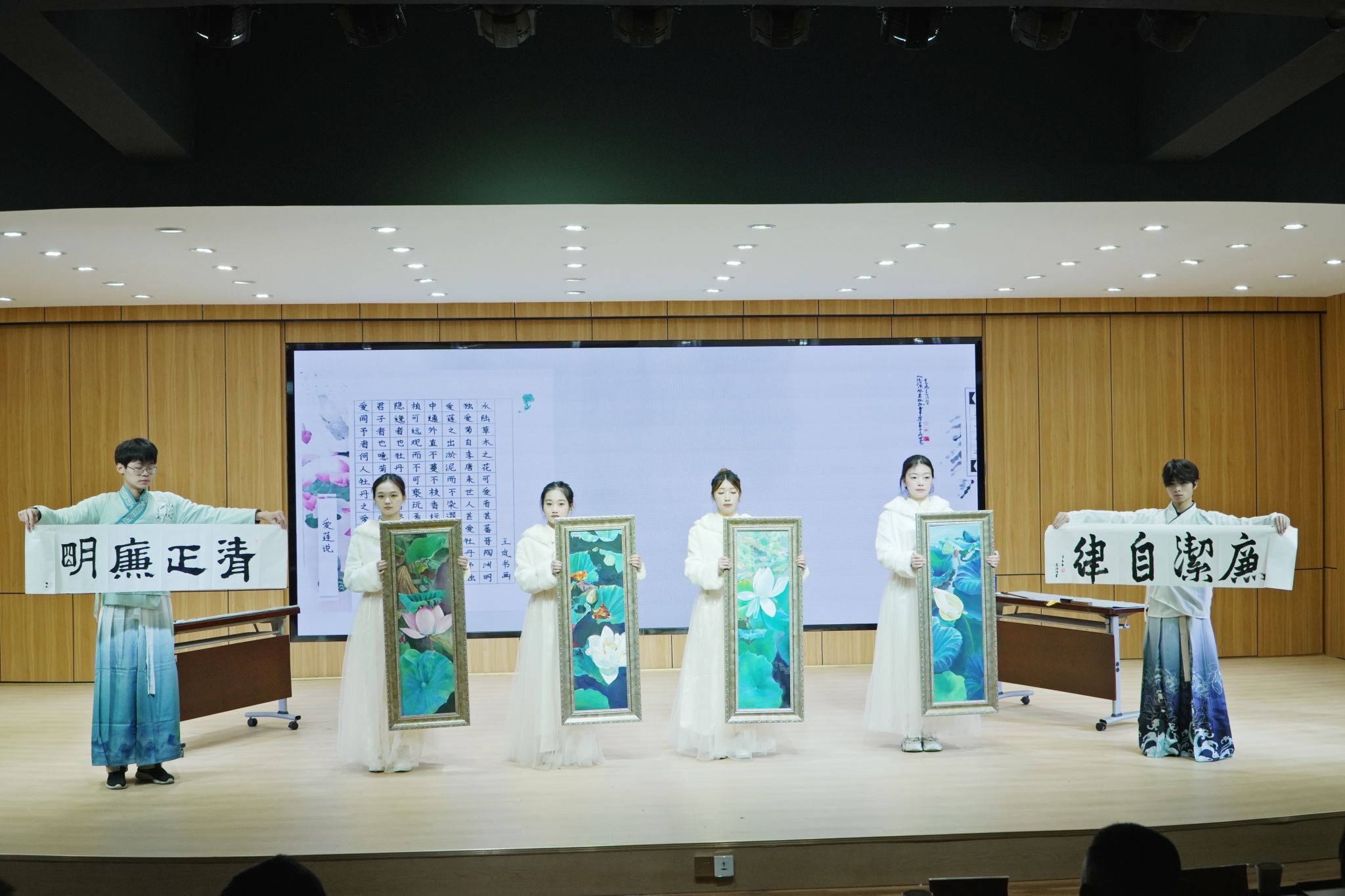 安康寺庙求签活动，参与者与意义,事业,文化传承,求签,第1张