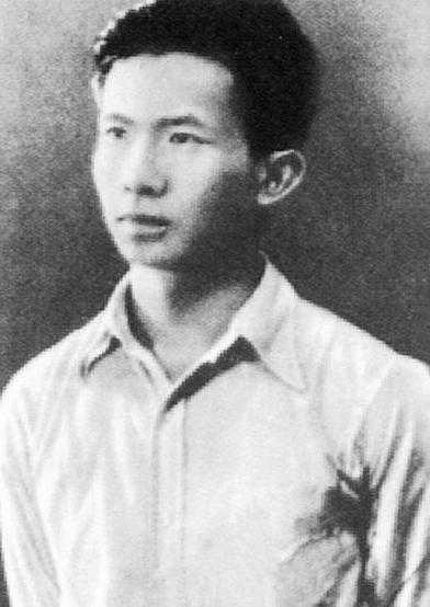 聂耳名字吉凶查询，解析聂耳名字背后的命运密码,象征,命运,挑战,第1张