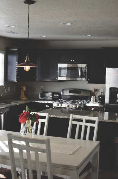 厨房摆放揭秘,这些布局让你的家庭运势更上一层楼!,象征,希望,气场,第1张 厨房摆放揭秘,这些布局让你的家庭运势更上一层楼!,象征,希望,气场,第1张