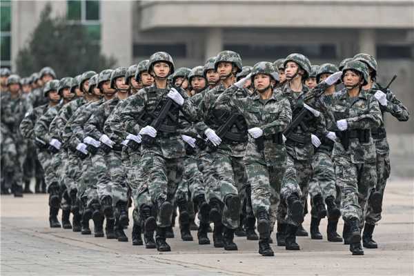 队伍回家，解读梦境中的家庭与希望,象征,事业,挑战,第1张