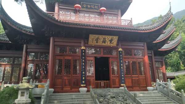 灵隐寺解签，一场跨越时空的灵性之旅,挑战,自我,占卜,第1张