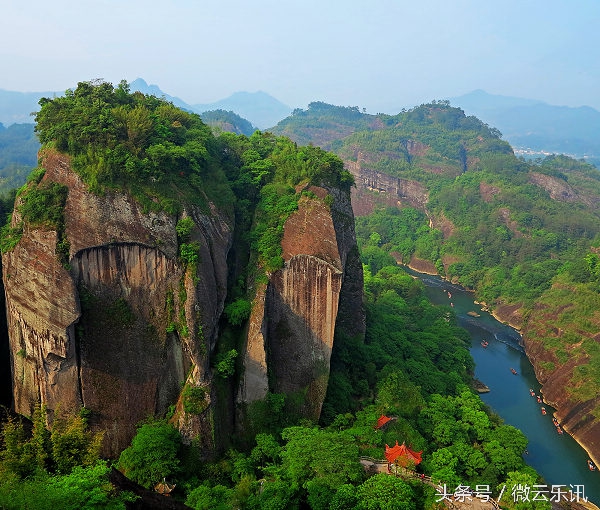 景区求签机器图片，科技助力旅游服务升级,挑战,求签,第1张