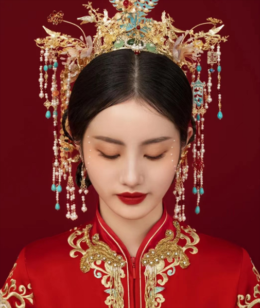 新娘下车吉时讲究，婚礼仪式中的时间之选,象征,吉时,美好,第1张