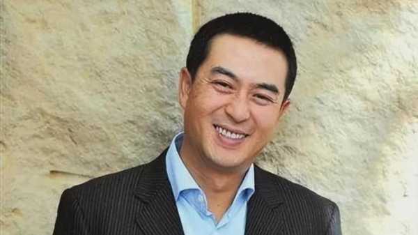 皓贻名字吉凶打分，解析名字背后的美好寓意与实际意义,象征,事业,吉凶,第1张