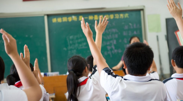 嗯，用户让我写一篇关于考试要求签字笔的文章，首先我得确定文章的结构。标题已经给出，是考试要求签字笔，书写工具在现代教育中的重要性，接下来是引言部分，需要说明考试中使用签字笔的重要性,希望,求签,考试,第1张