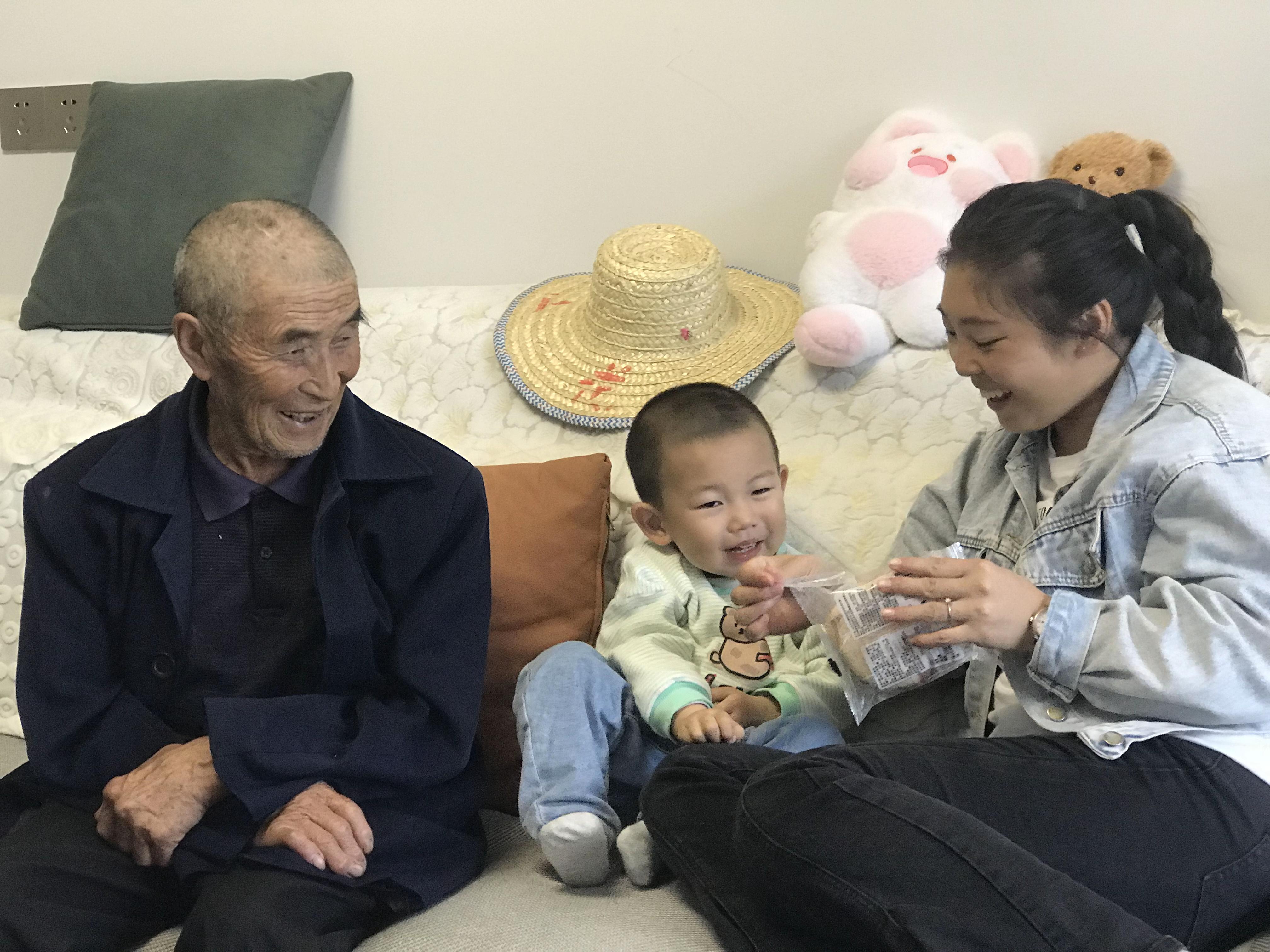 好，用户让我写一篇关于祖山的文章，标题和内容都要写。首先，我需要确定标题，得吸引人又相关。祖山，可能用祖山，看懂，选择正确的祖山这样的标题，既点明了主题，又有一定的吸引力,事业,八字,气场,第1张