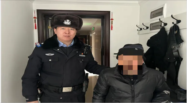 好，用户让我写一篇关于民警算命先生叫什么的文章，先写标题，再写内容，内容不少于896个字。首先，我需要理解用户的需求。他们可能对这个主题感兴趣，或者需要相关的用于写作、研究或,象征,挑战,算命,第1张
