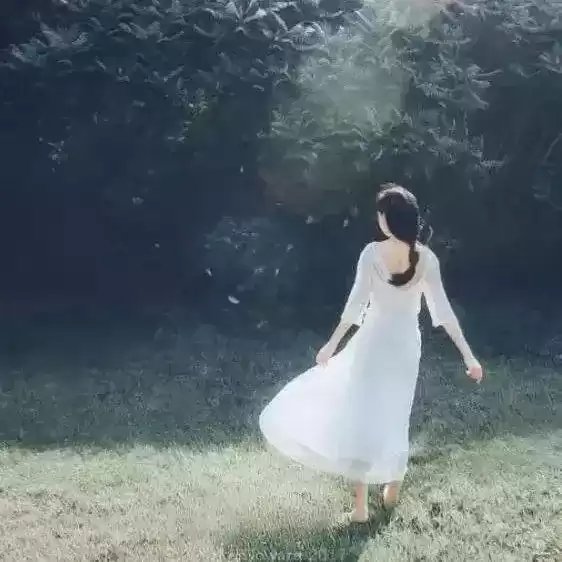 好，用户让我写一篇关于婚姻八字吉凶查询的文章，先写标题，再写内容，内容不少于986个字。首先，我需要理解用户的需求。他们可能对婚姻中的八字感兴趣，想了解其吉凶，或者用于个人或家庭参考,象征,事业,八字,第1张
