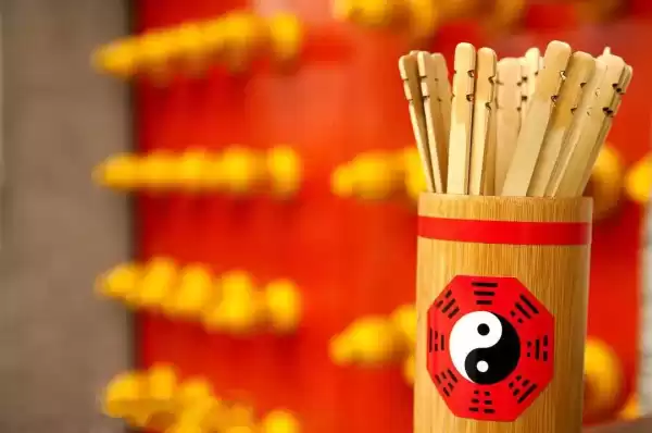 八字算命中的比肩，解读与 significance,象征,命运,事业,第1张