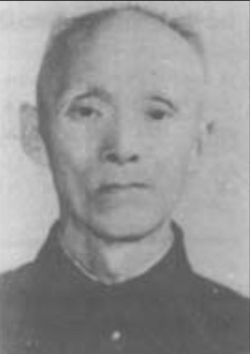 好，用户让我写一篇关于李凤摆酒求签播放的文章，首先得确定标题。标题要吸引人，同时又能反映内容，所以李凤摆酒求签，解读神秘力量与现代科技的碰撞这个标题不错，既有神秘感又点明了主题,挑战,希望,求签,第1张