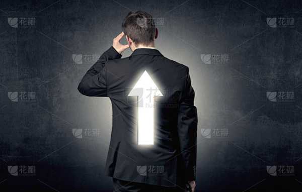 好，用户让我写一篇关于射手座生肖12月运势的文章，还给了一个示例标题和内容。首先，我需要分析用户的需求。他们可能是在寻找关于射手座12月运势的详细分析，可能用于占卜、个人规划或者分享给朋友,事业,挑战,自我,第1张