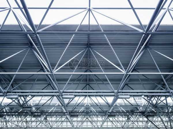 结构上，可以分为几个部分，介绍八字的基本概念，解释水元素在八字中的重要性，详细说明如何判断八字属水，以及水元素对命主的影响和应用。每个部分都要有足够的细节和例子，以帮助读者更好地理解,命运,事业,希望,第1张