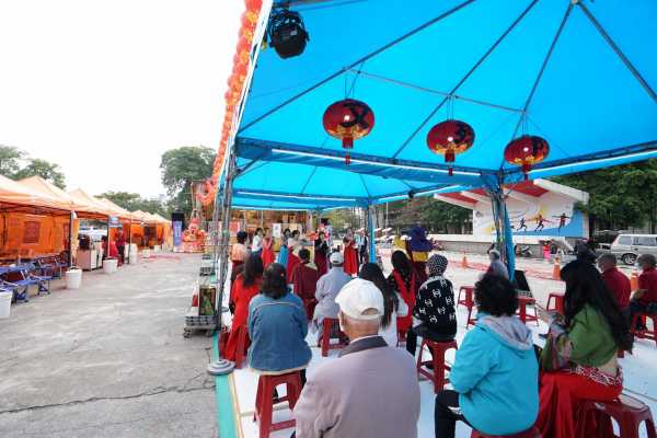 新年签添字,解统与现代的融合,象征,文化传承,传统与现代,第1张 新年签添字,解统与现代的融合,象征,文化传承,传统与现代,第1张