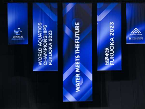 梦见有人跳水,解读梦境中的隐喻与预示,象征,事业,挑战,第1张 梦见有人跳水,解读梦境中的隐喻与预示,象征,事业,挑战,第1张