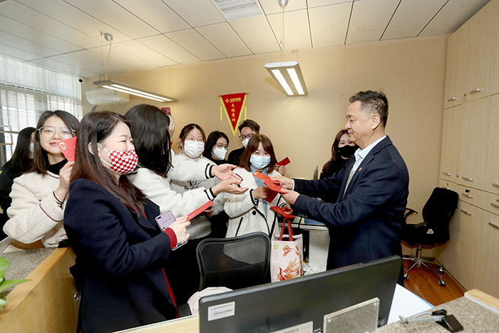 初八开工，传统农耕文化与现代发展的融合,象征,挑战,希望,第1张