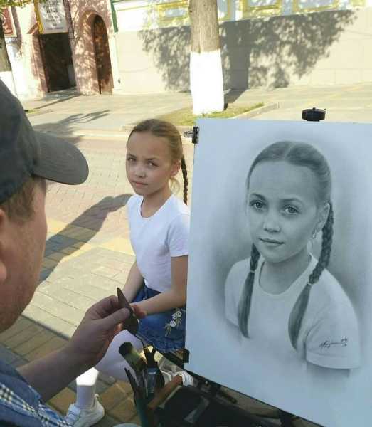 街头算命博主叫什么来着？解构现代都市中的神秘,命运,挑战,希望,第1张