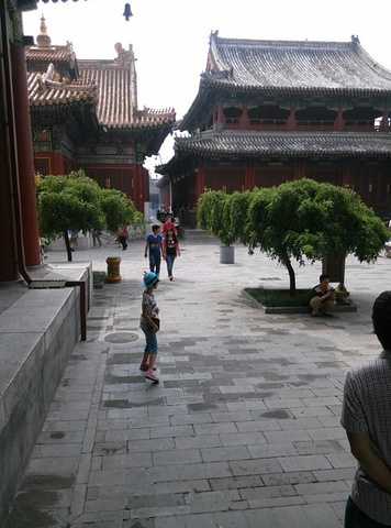 探秘雍和宫,揭秘哪个殿可以求签,为你指引人生方向,事业,希望,求签,第1张 探秘雍和宫,揭秘哪个殿可以求签,为你指引人生方向,事业,希望,求签,第1张