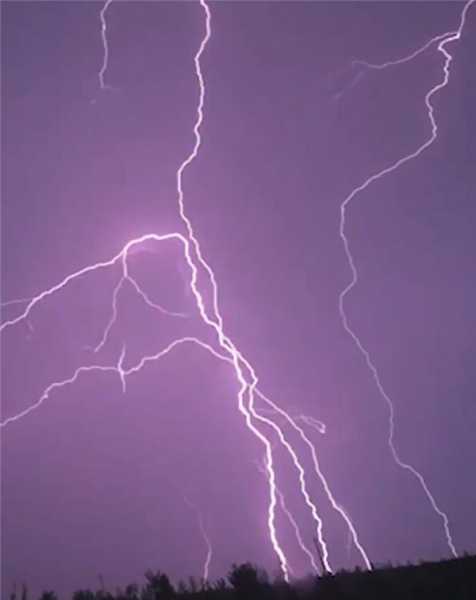 闪婚甜蜜结晶,宝宝取名引发家庭热议,创意与寓意并重,这些名字脱颖而出!,象征,希望,宝宝取名,第1张 闪婚甜蜜结晶,宝宝取名引发家庭热议,创意与寓意并重,这些名字脱颖而出!,象征,希望,宝宝取名,第1张