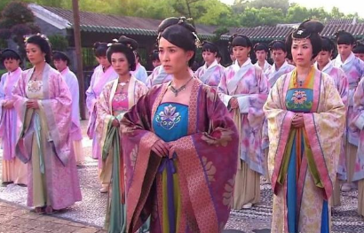 宫女宝宝取名攻略,姓宫,优雅与内涵并存的名字精选,象征,希望,八字,第1张 宫女宝宝取名攻略,姓宫,优雅与内涵并存的名字精选,象征,希望,八字,第1张