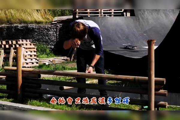 11月运势揭秘,生肖鸡男生女生运势大解析,事业,挑战,希望,第1张 11月运势揭秘,生肖鸡男生女生运势大解析,事业,挑战,希望,第1张