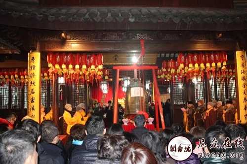 2019年春节柱香吉时,传统习俗中的祈福时光,事业,吉时,美好,第1张 2019年春节柱香吉时,传统习俗中的祈福时光,事业,吉时,美好,第1张