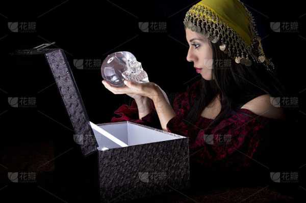 揭秘绝性算命公式,探寻命运奥秘的神秘钥匙,命运,事业,八字,第1张 揭秘绝性算命公式,探寻命运奥秘的神秘钥匙,命运,事业,八字,第1张