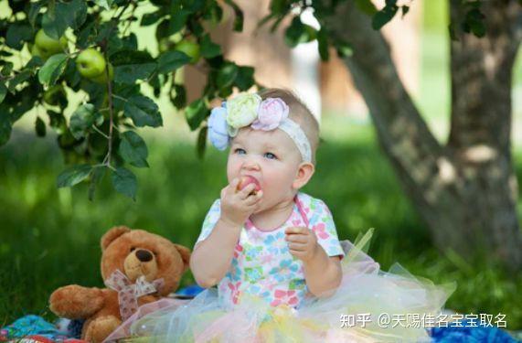 怀取名女孩虎宝宝,巧取,传承美好,象征,希望,宝宝取名,第1张 怀取名女孩虎宝宝,巧取,传承美好,象征,希望,宝宝取名,第1张