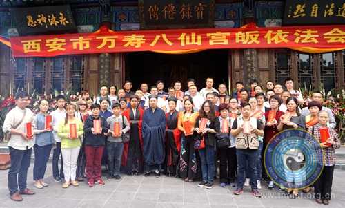 宫求签流程详解,探寻神秘文化,体验传统祈福之旅,事业,求签,祈福,第1张 宫求签流程详解,探寻神秘文化,体验传统祈福之旅,事业,求签,祈福,第1张